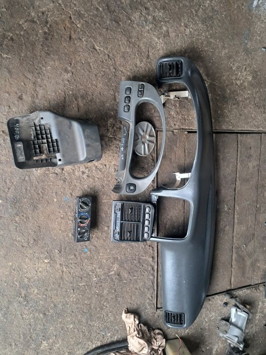 Продам  панелі 2110 2009 рік