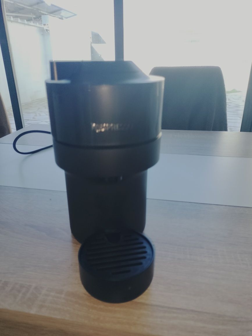 Máquina Nespresso vertuo pop