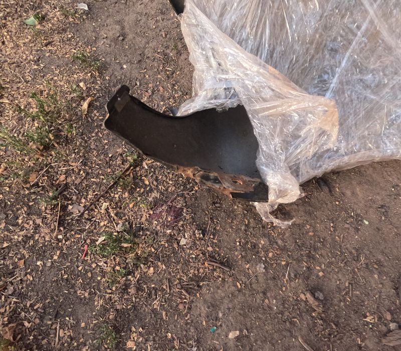 Крило переднє праве mersedes ml w163