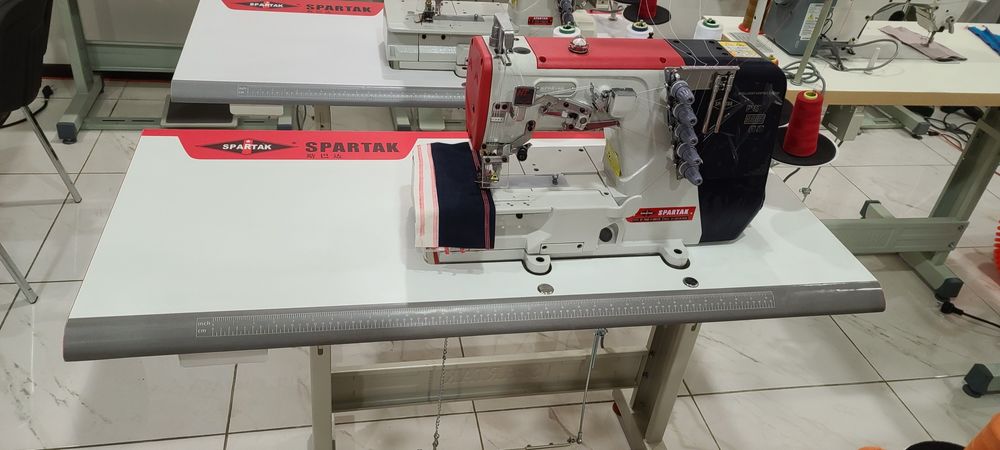 Промышленная распошивальная машина
