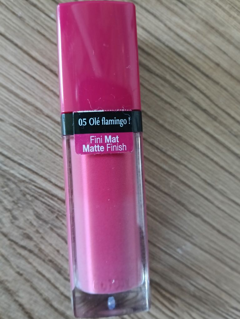 Pomadka błyszczyk Bourjois