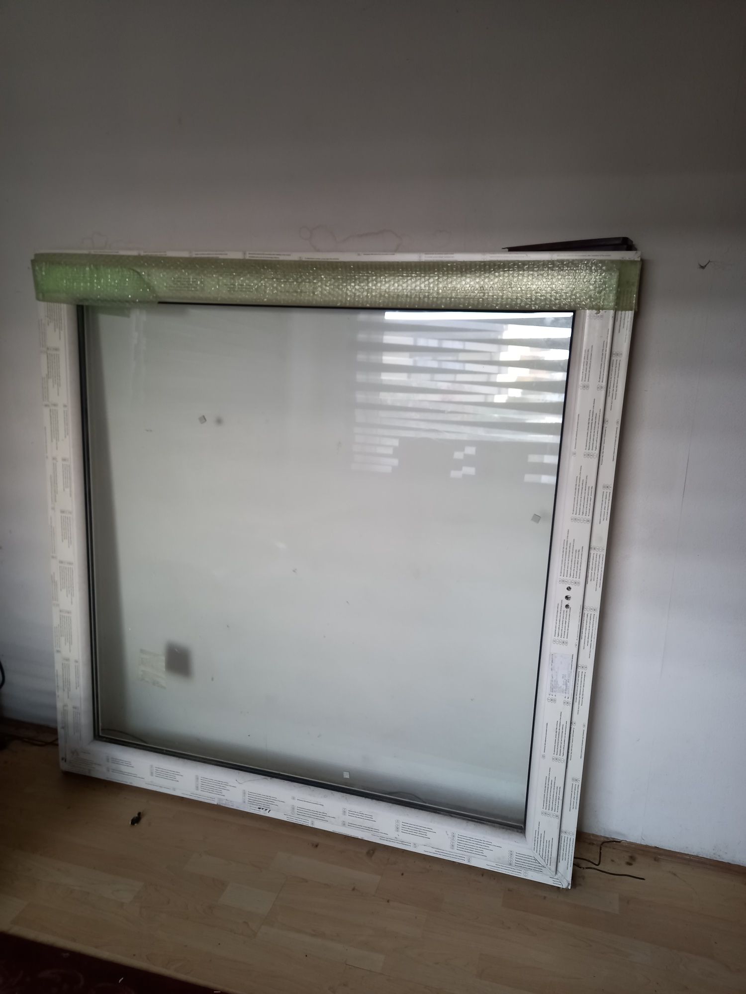 Okno pcv Ovlo Classic, 1500 x 1500. Nieużywane.