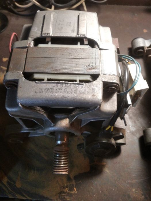 Мотор стіральної машини автомат