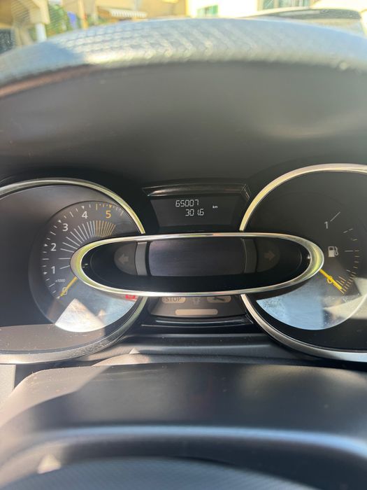 Renault clio 1.5dci 2013 poucos kms
