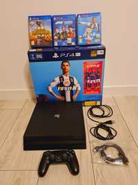 Konsola ps4 pro 1Tb plus 3 gry