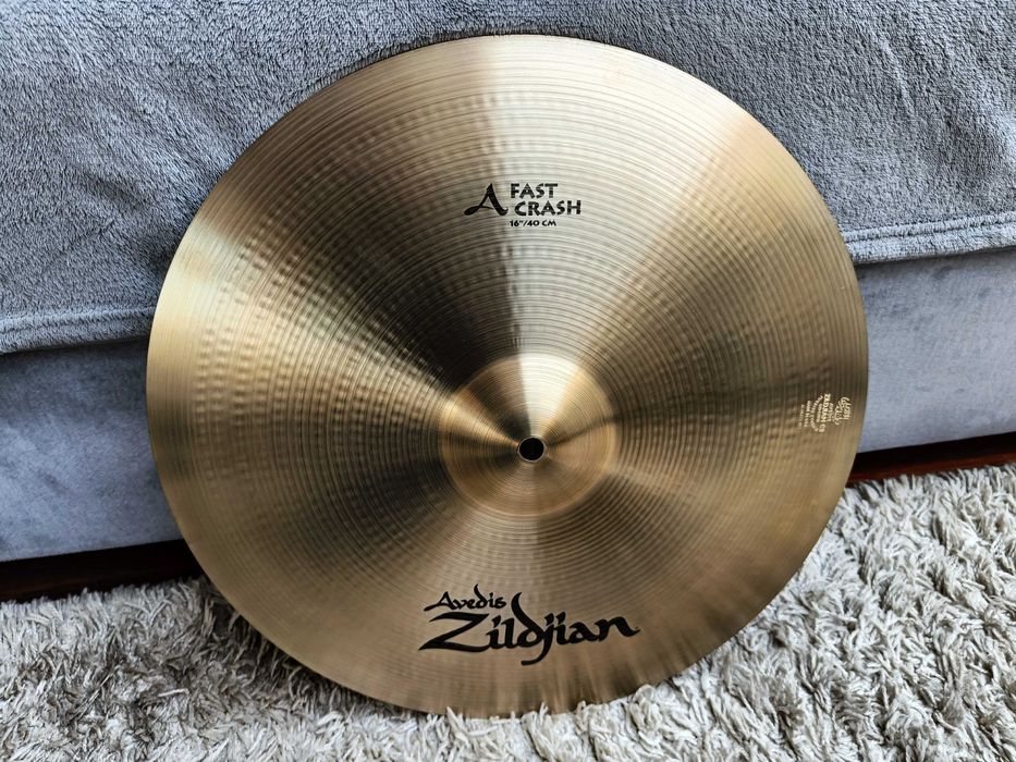 Talerz perkusyjny ZILDJIAN A AVEDIS FAST CRASH 16"