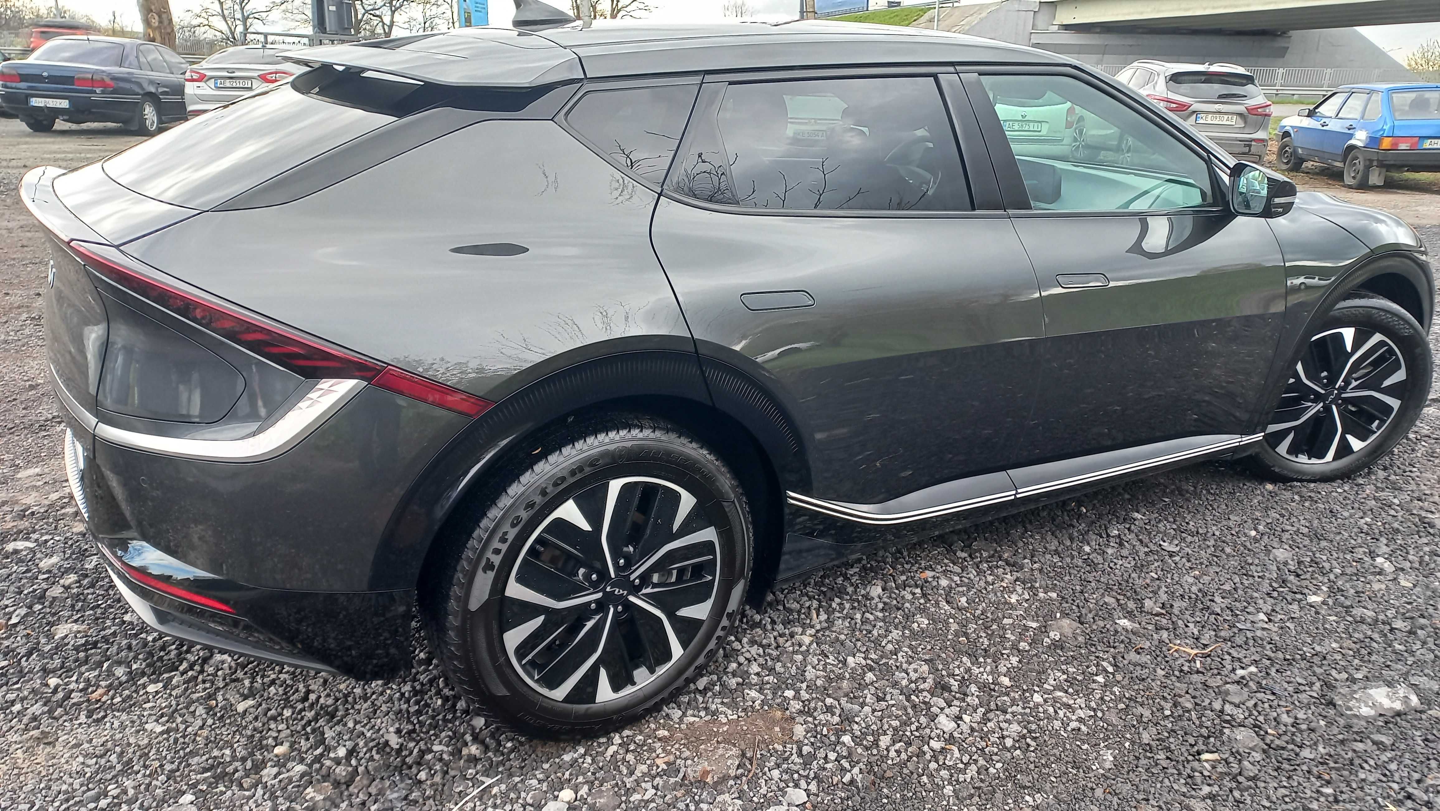 продаж авто Kia EV6 в гарному стані