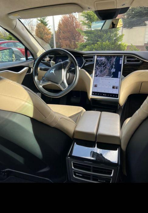 Продам Tesla Modes S