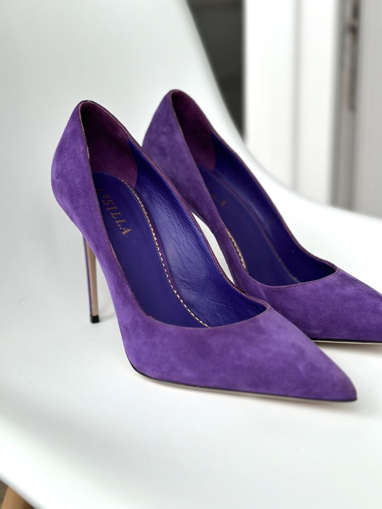 Оригінальні замшеві туфлі Le Silla лодочки нові фіолетові натуральні