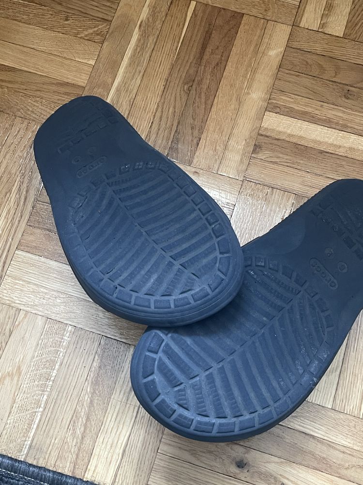 Klapki Crocs 38-39
