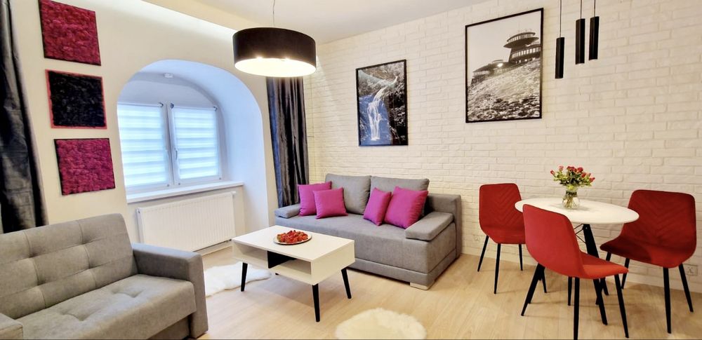 Stacja KARKONOSZE Szklarska Poręba studio w centrum