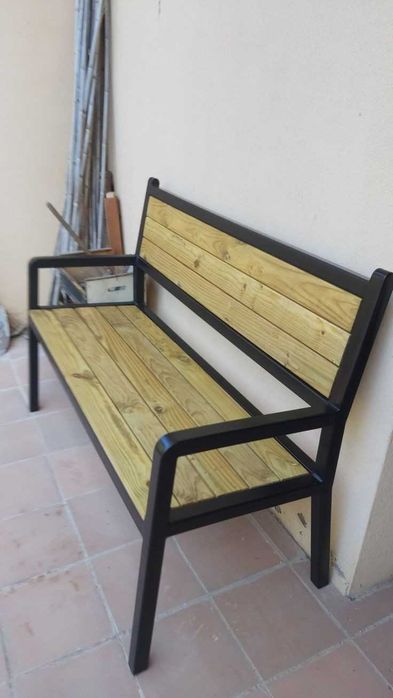 Produkty betonowe: figury ogrodowe, parkowe