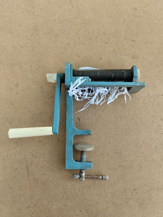 Лапшерезка металлическая.