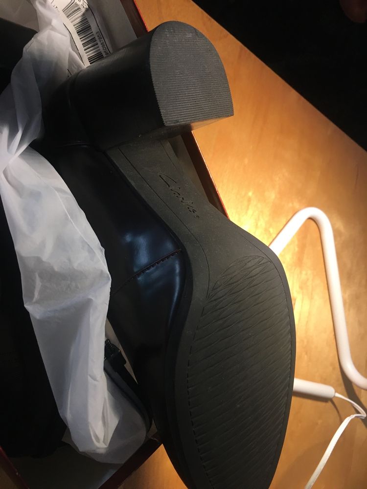 Sapatos salto alto Clarks novos sem etiqueta