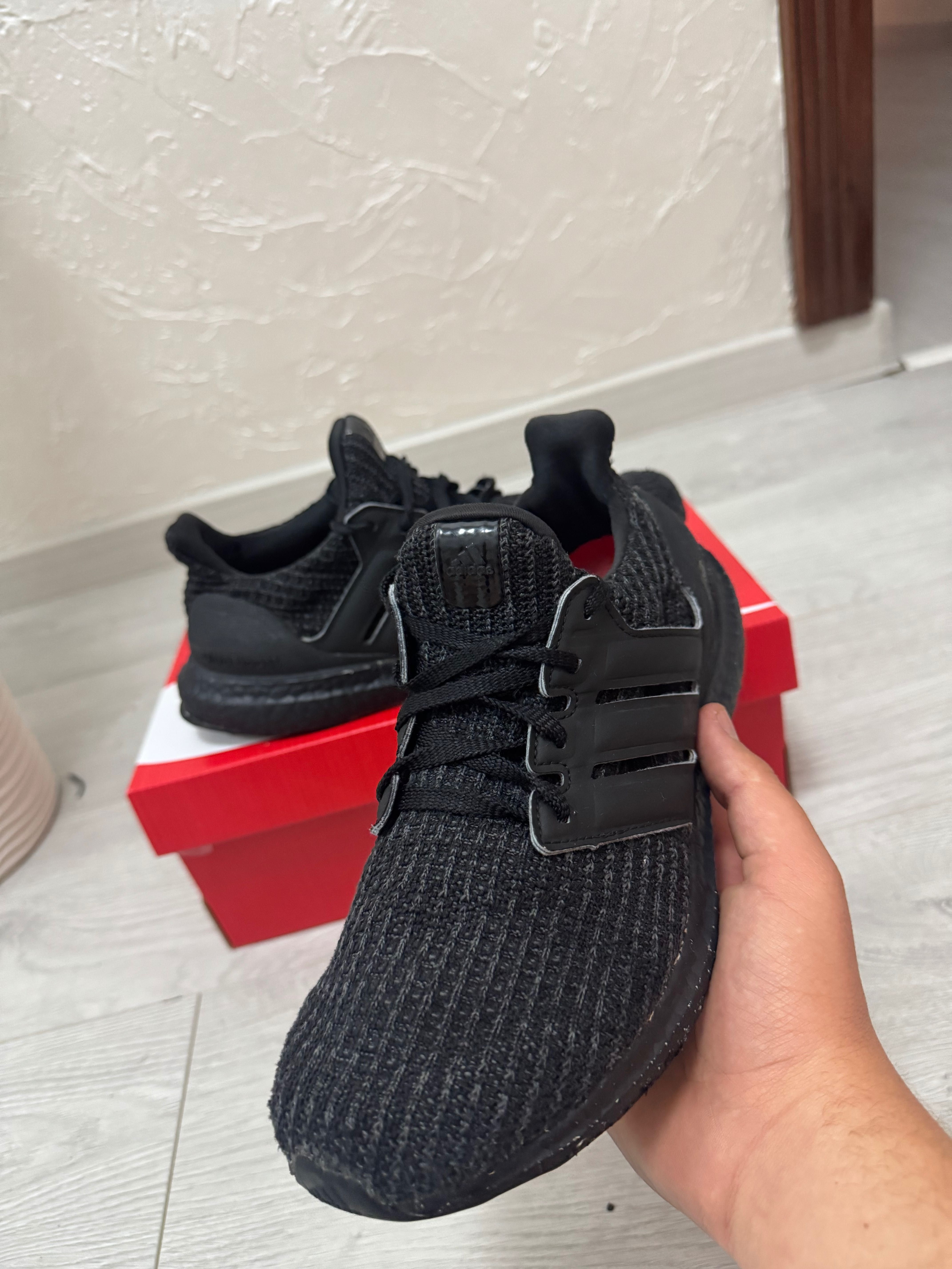 Adidas Ultraboost 4.0 DNA Performance
