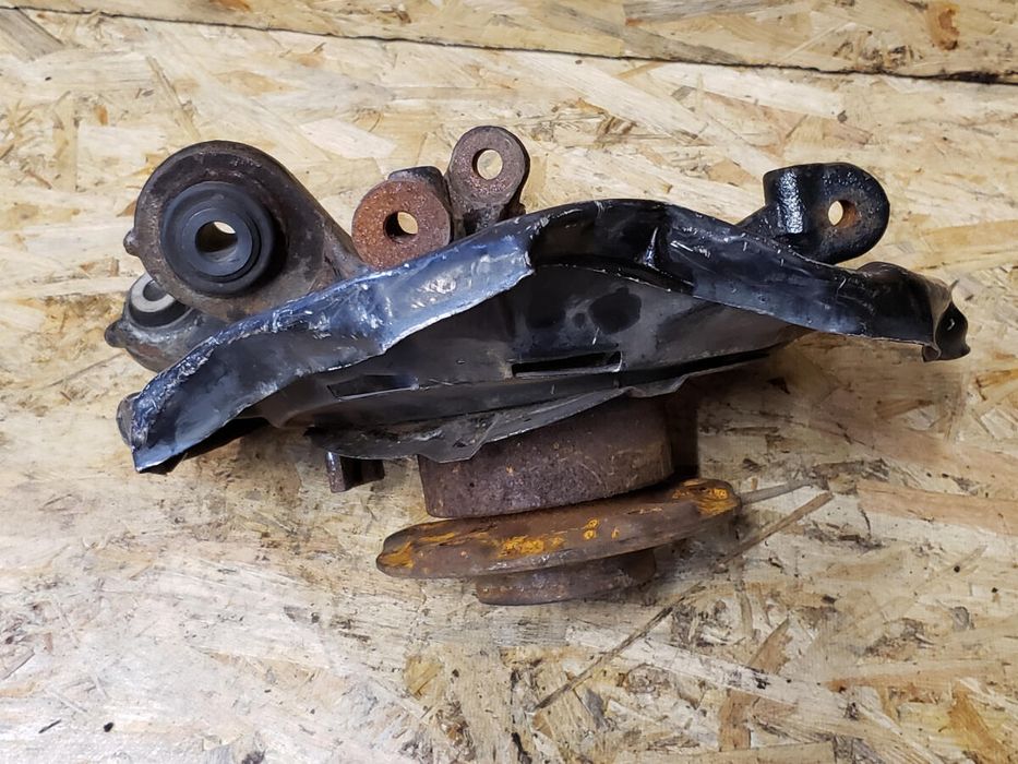 Цапфа кулак со ступицей задняя правая BMW 3 F30 2012-2019  разборка