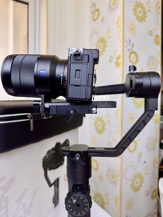 Стабілізатор Zhiyun Crane 2 — повний комплект, гарний стан