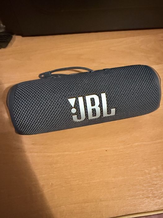 JBL Flip 6 Blue повністю працює