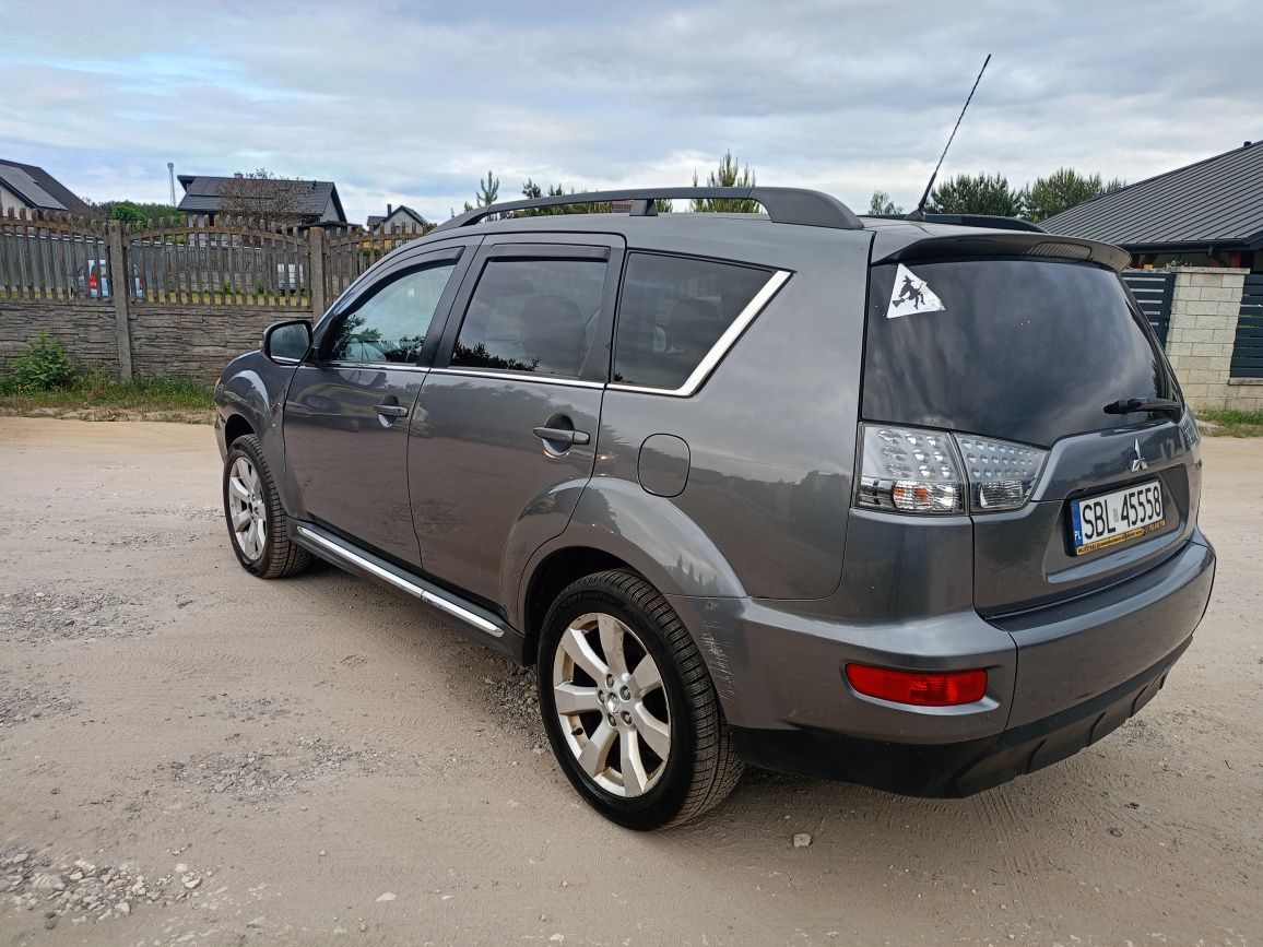 Mitsubishi Outlander 2.2 D Automat lekko uszk okazja