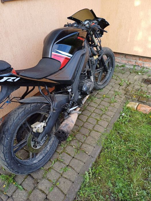 Продам мотоцикл Viper R1