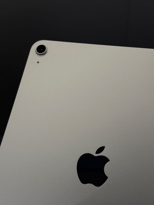 б/у Apple iPad Air 10.9 256GB, Wi-Fi, Starlight (2022)