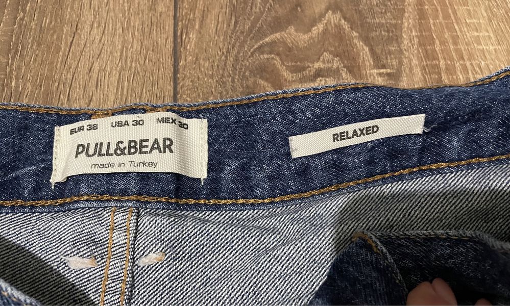 Продам джинсы PULL&BEAR