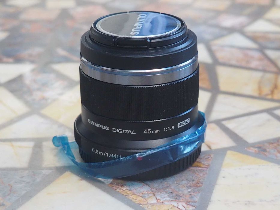 Obiektyw Olympus M.ZUIKO DIGITAL 45mm f/1.8 / ET-M4518 Czarny