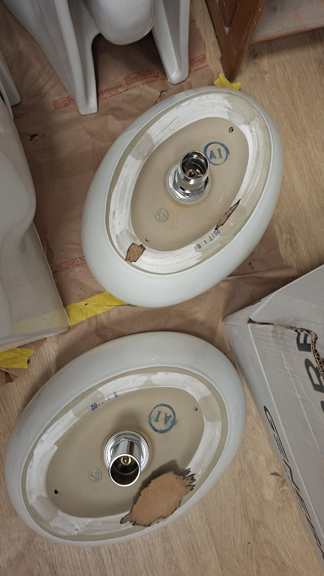 Vendo Varias Sanitas Novas e lavatórios!