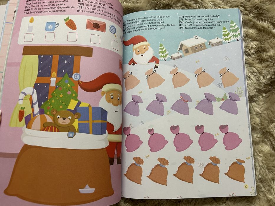 Дитяча різдвяна новорічна книжка з завданням розмальовка christmas