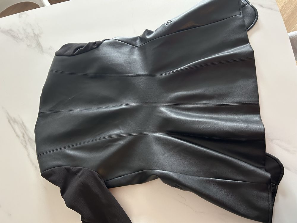 Płaszczyk żakiet kurtka h&m skórzana marynarka