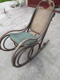 Продам антикварне крісло качалку
