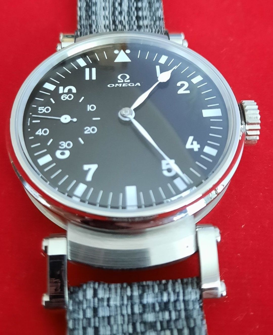 Omego 46mm w przepięknym militernym stylu.