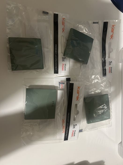 Klawisz pojedynczy Karlik Mini IP44 szałwiowy