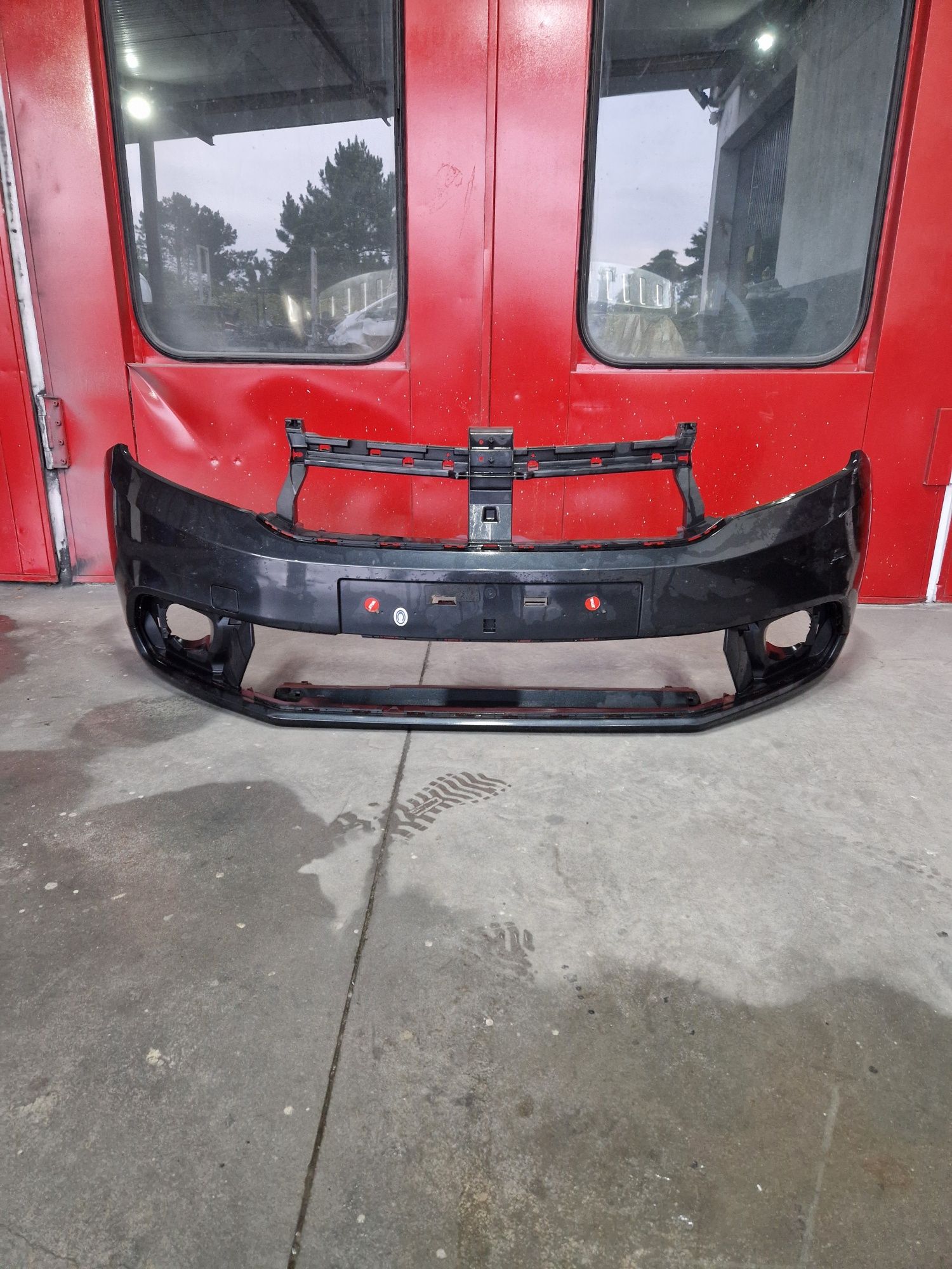 Para-choques Dacia Sandero 2017, 2018, 2019