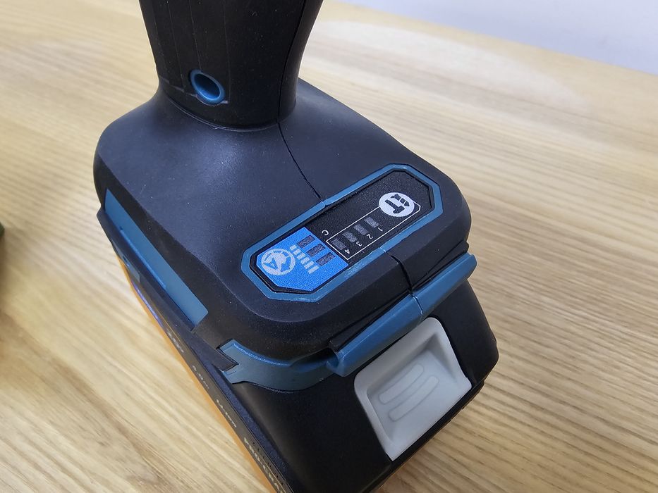 800Nm Гайковерт Razor (makita ,ProCraft) +4.0Ah акб TURBO +Зарядное ус