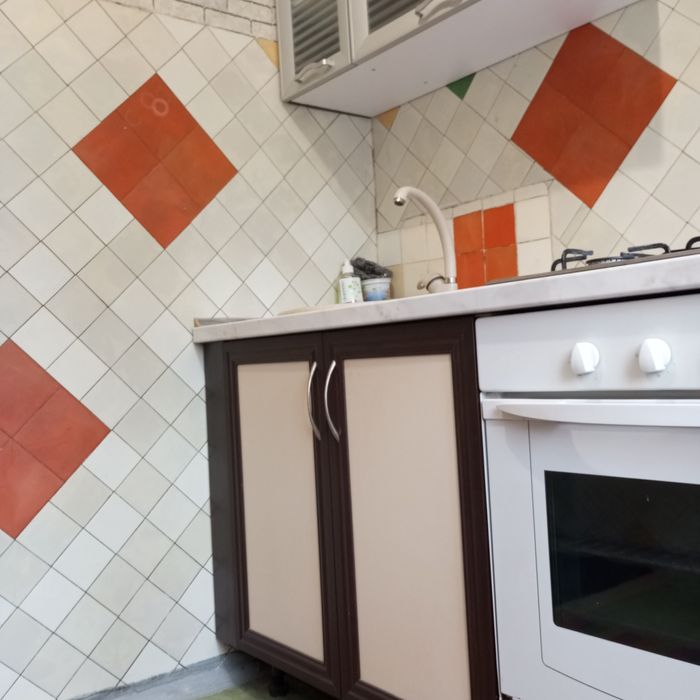 Продам 2 комнатную квартиру на Юбилейной