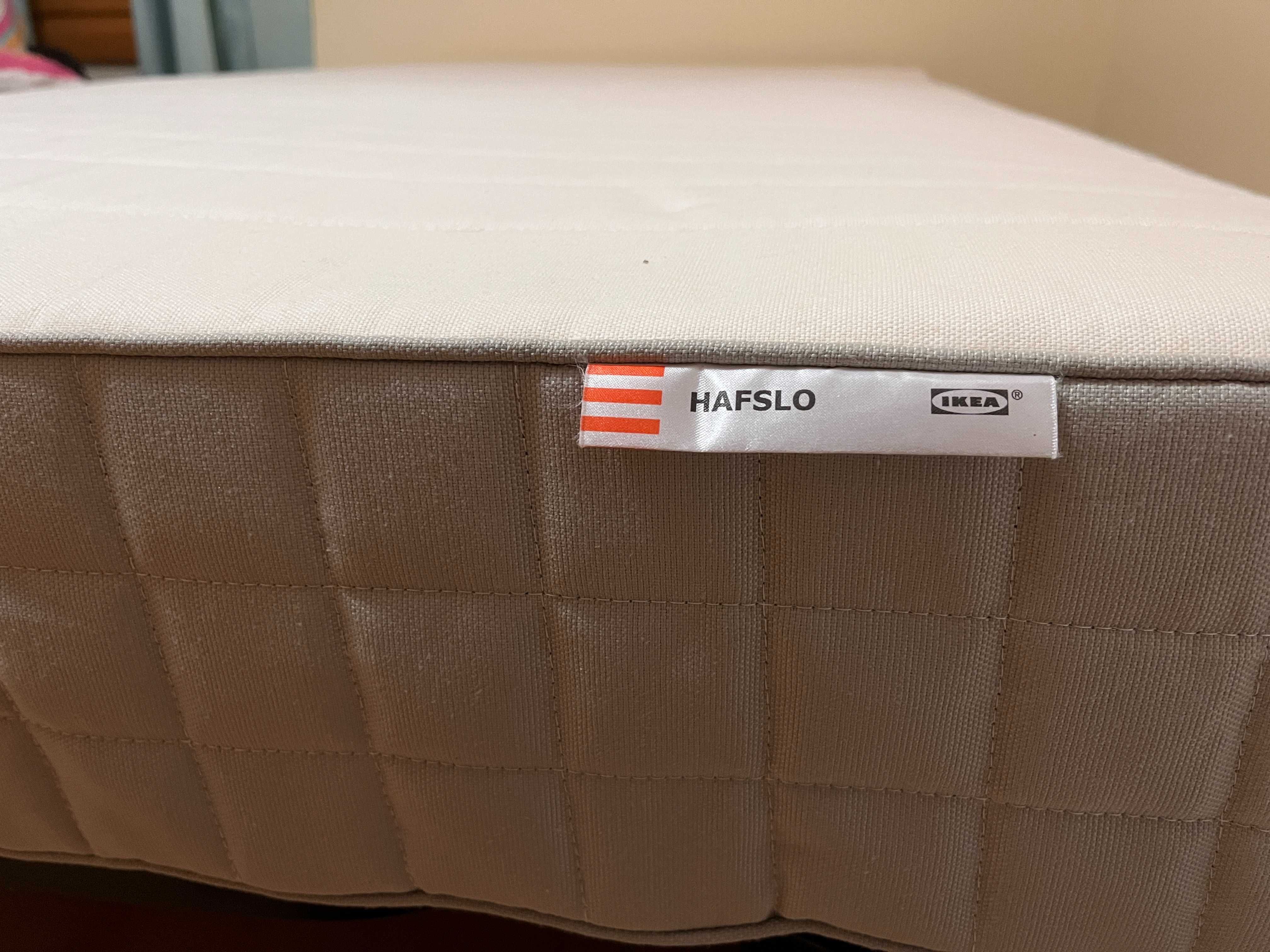 Cama de Casal IKEA (Colchão + Estrado Versátil) - Em Ótimo Estado