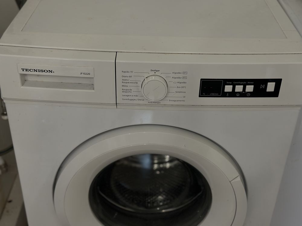 Maquina de roupa