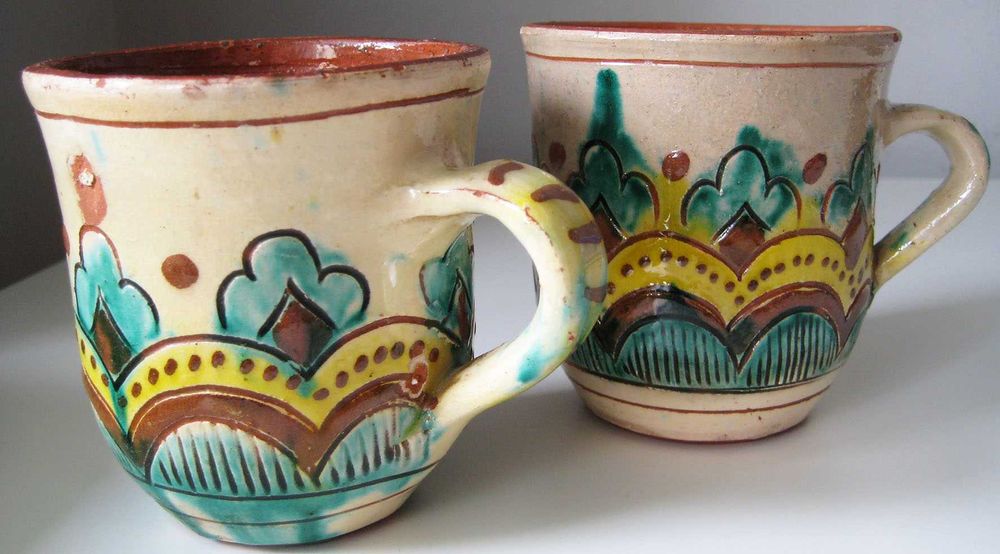 2 старі гуцульські чашки горня косівська кераміка Листівки