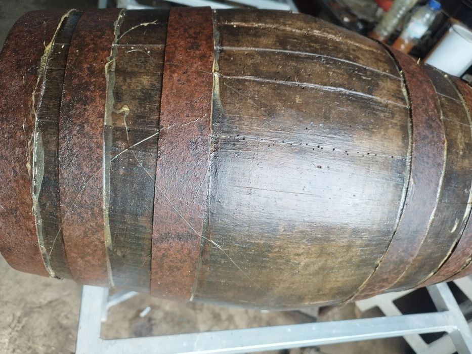 barril   de madeira impecável