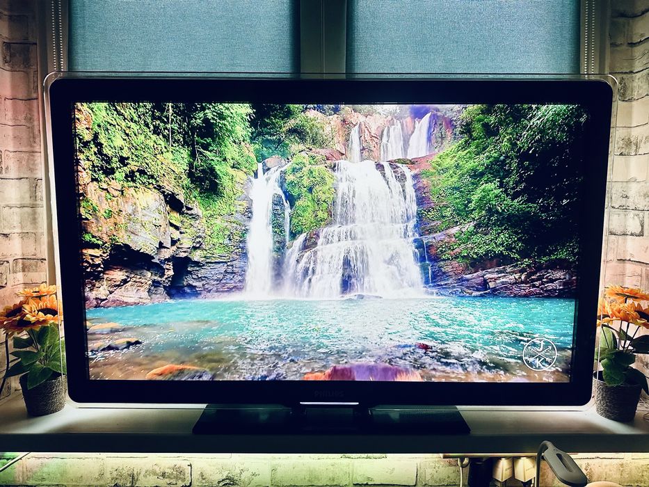 Telewizor Philips 47 Cali Ambilight Smart WIFI