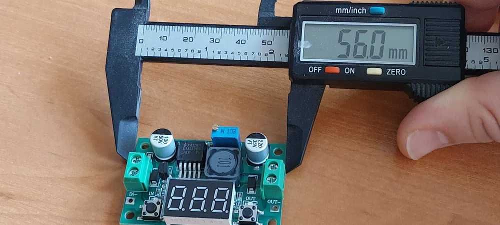 Корпус на перетворювач DC-DC LM2596S з вольтметром