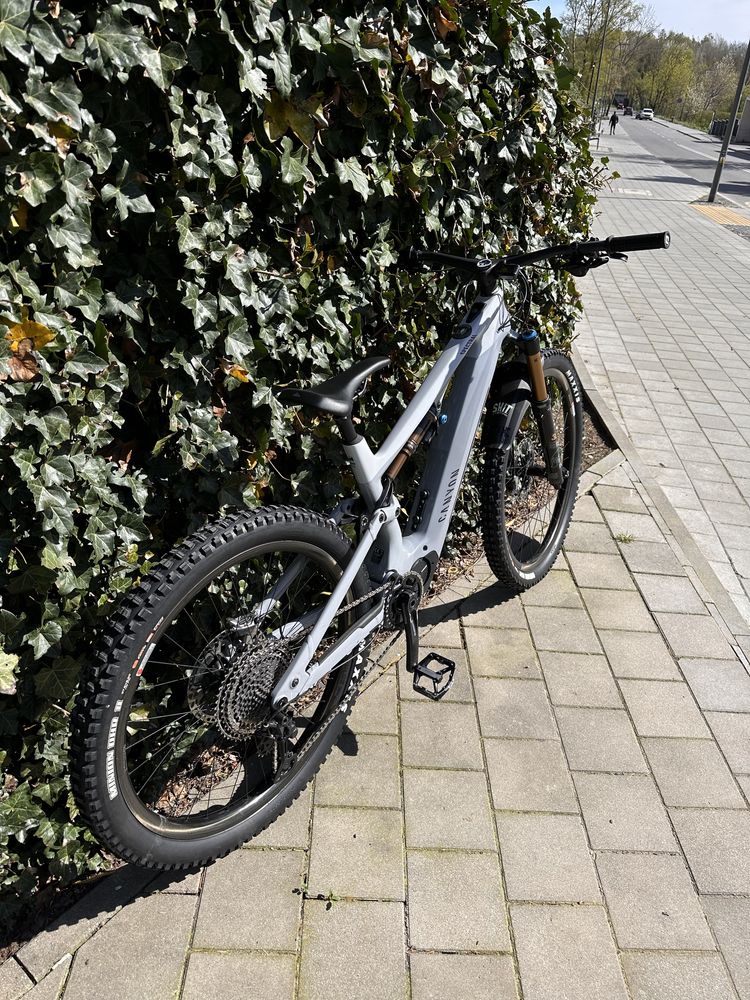 E-bike Canyon Spectral ON CF 9.0 Rozmiar M XTR FOX 36 Factory Reynolds