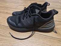 Czarne buty Adidas