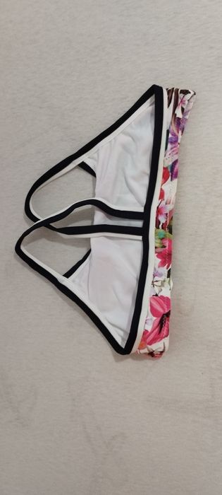 Parte de cima biquíni
