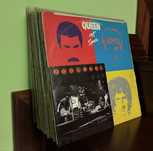 Discos de vinil vários: McCartney, Pearl Jam, Queen, Rolling Stones