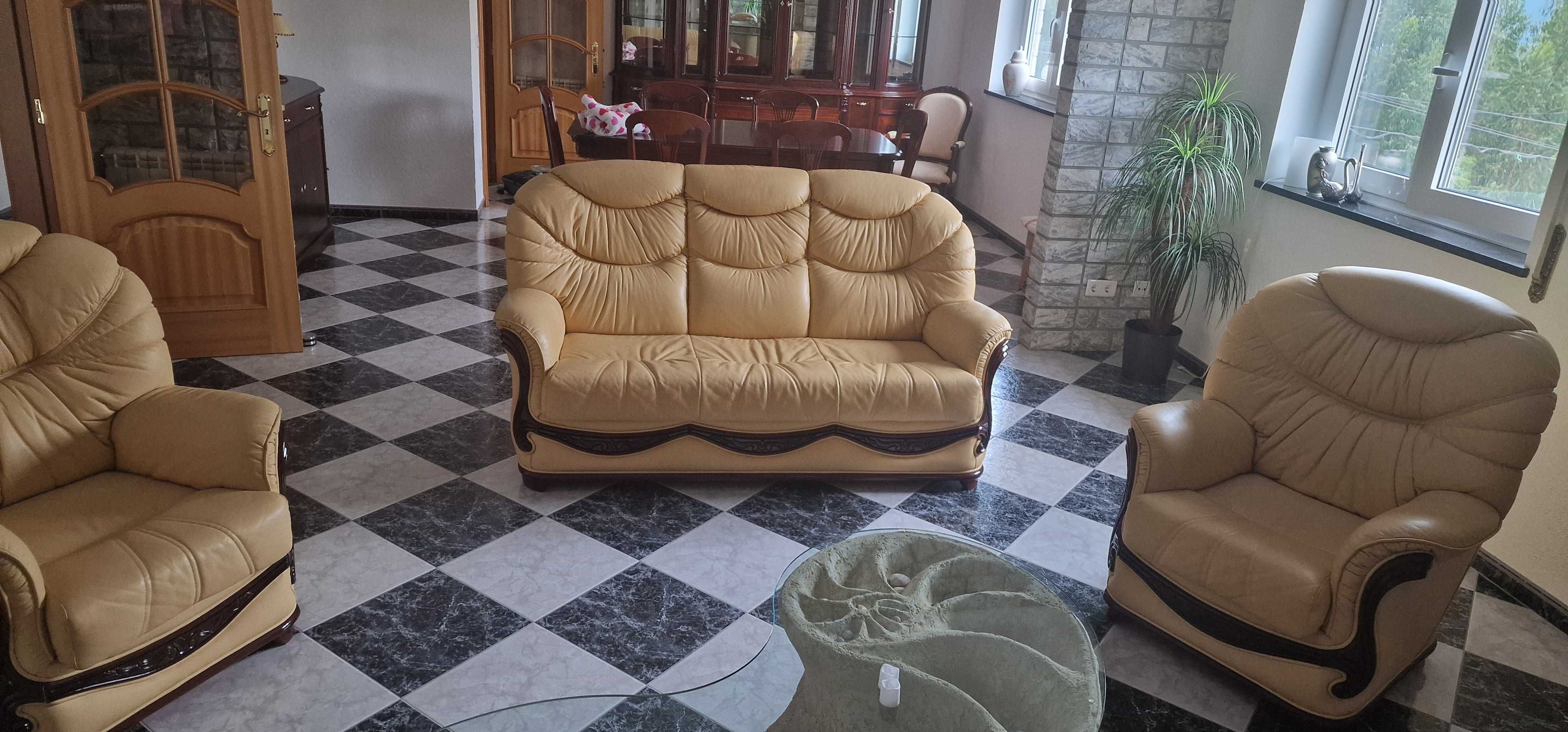 Conjunto sofas amarelo