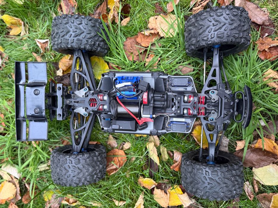 TRAXXAS E-revo 2.0 zaawansowany samochód zdalnie sterowany