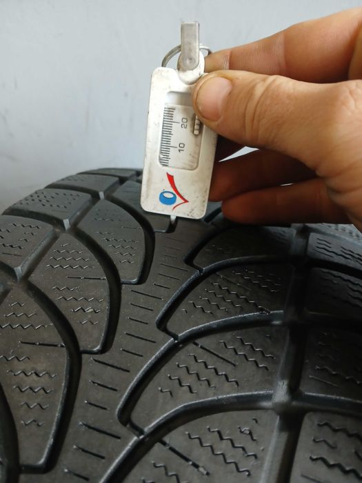 Opony zimowe Bridgestone 205/55/16