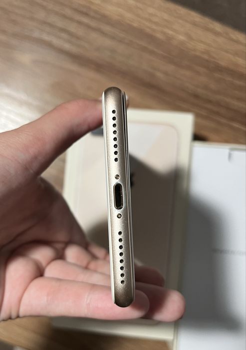 Iphone 8 plus (64 GB) Rose Gold